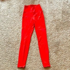 Lululemon leggings, never worn size 6
